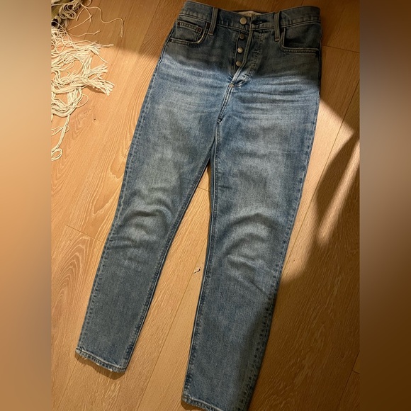 The Yoko High Rise Slim Denim Ferum Jeans from Aritzia - Picture 6 of 6